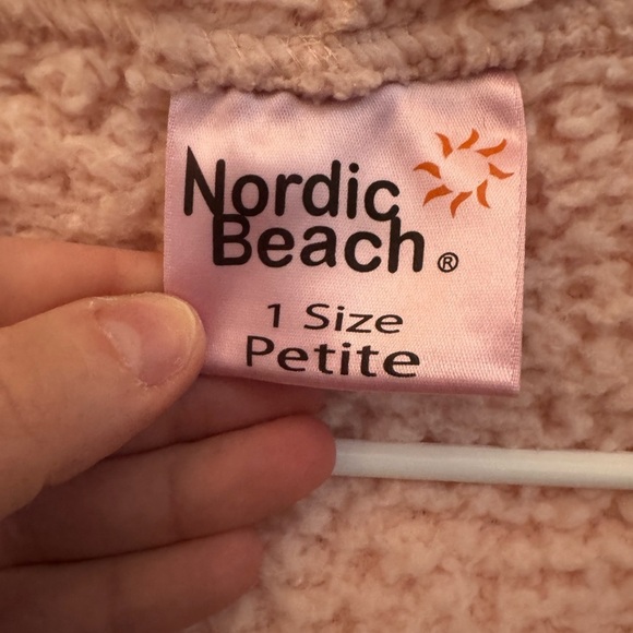 Nordic Beach Pink Sherpa Cardigan - Picture 2 of 5